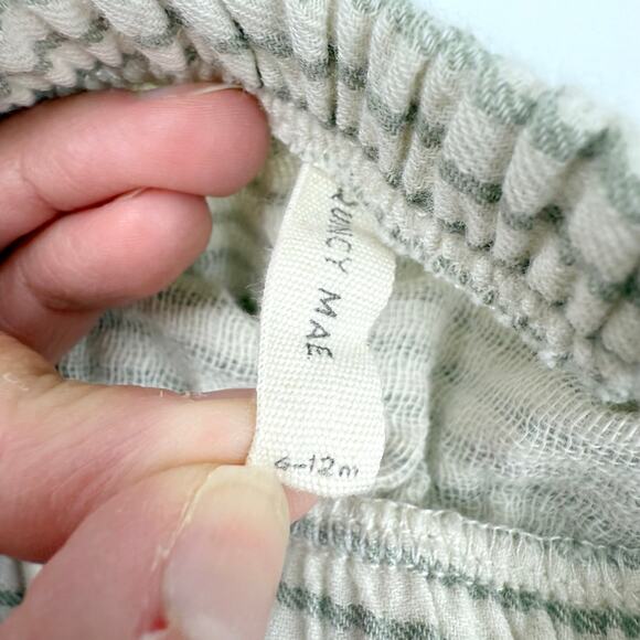 Quincy Mae Neutral Woven Top & Striped Pants Set - Picture 9 of 10